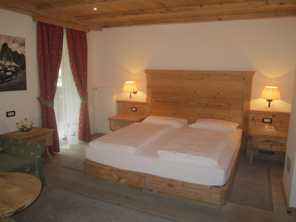 Hotel Corona Krone Selva di Val Gardena Rom bilde