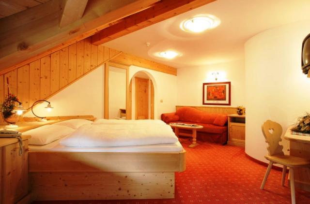Hotel Corona Krone Selva di Val Gardena Eksteriør bilde