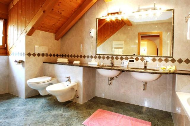 Hotel Corona Krone Selva di Val Gardena Eksteriør bilde