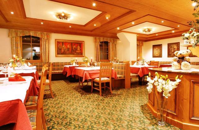 Hotel Corona Krone Selva di Val Gardena Eksteriør bilde